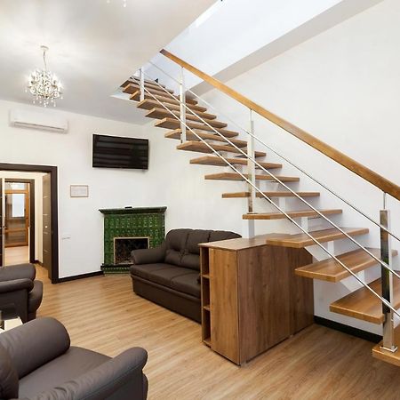 Leogrand Apartment On Doroshenka 38 リヴィウ エクステリア 写真